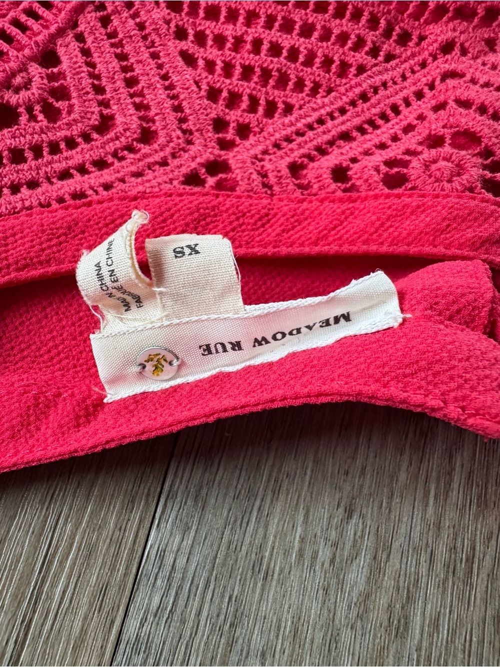 Meadow Rue Hot Pink Crochet Yoke Flutter Sleeve Blouse - Picture 3 of 4